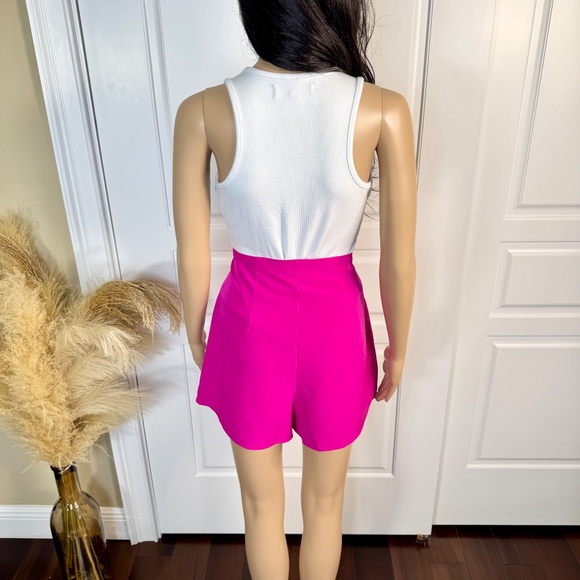 EXPRESS EDITOR FUCHSIA HIGH WAIST MINI SKORT WITH A WRAP FRONT DESIGN - Picture 8 of 13